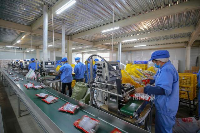 螺蛳粉生产企正克服种种困难，努力实现一季度生产目标。 （受访者供图） 