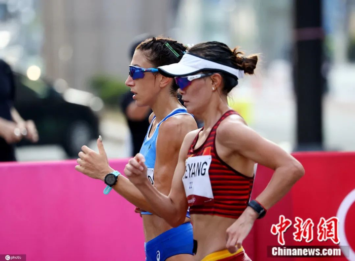 资料图：当地时间2021年8月6日，日本札幌，2020东京奥运会田径女子20公里竞走决赛。切阳什姐