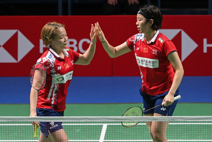 陈清晨/贾一凡占据女双榜首。