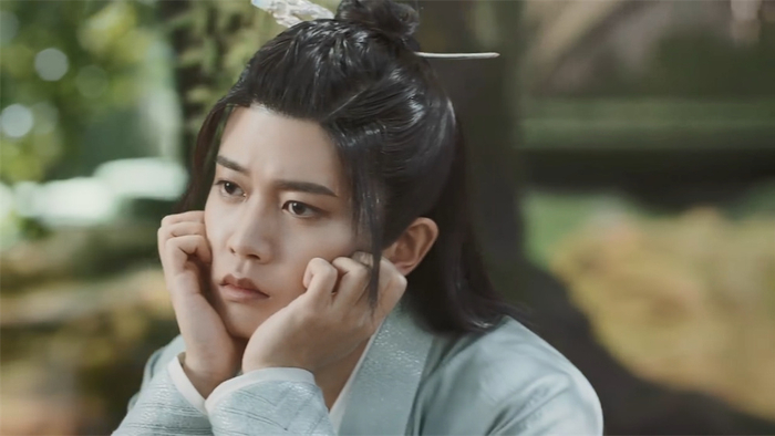 “傻白甜”长意（任嘉伦 饰）