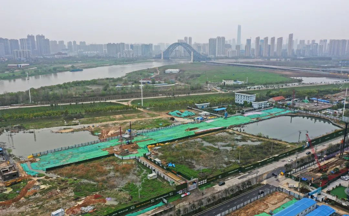 汉江南岸综合治理施工现场俯瞰图