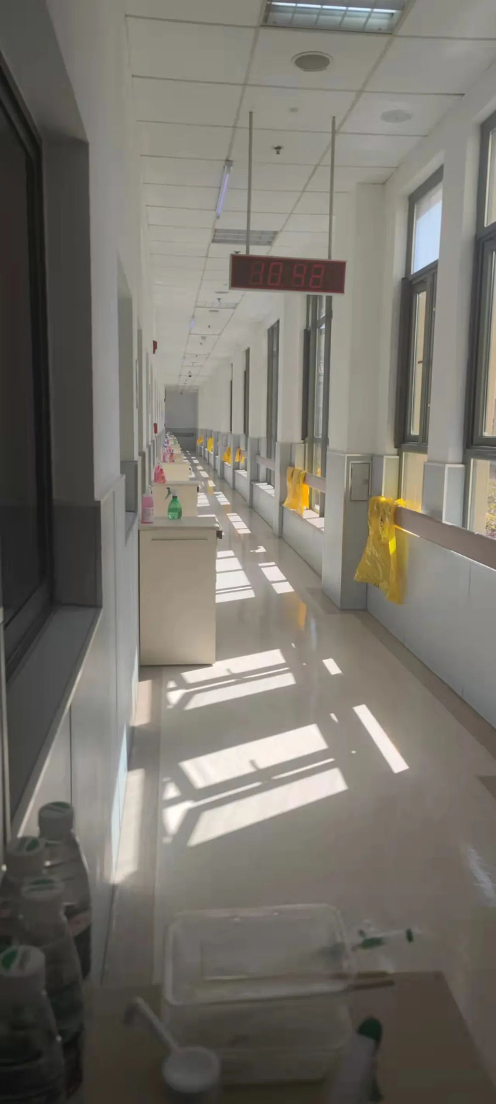 韩青在医院治疗期间的记录。|&nbsp;图片由本人提供