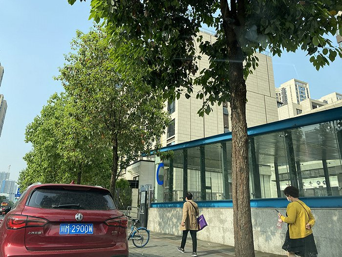 地铁1号线广都站实拍图 图片来源：天府楼市