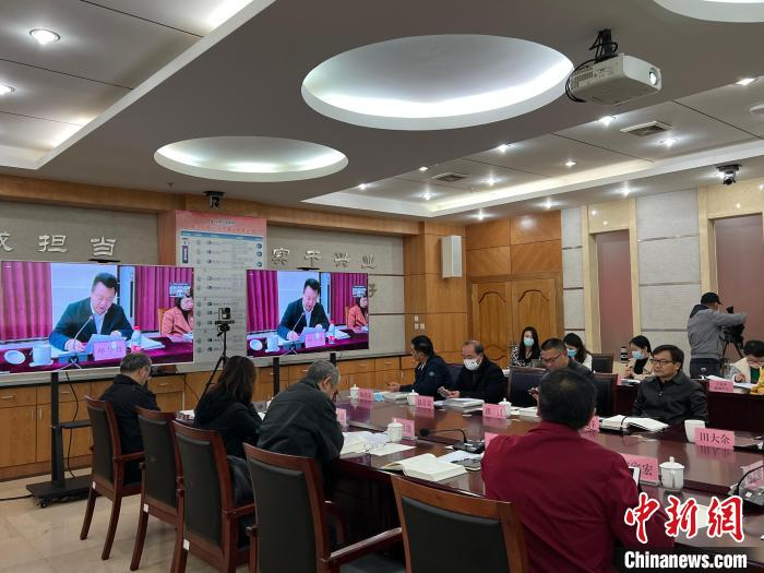 图为研讨会现场。　熊佳欣 摄