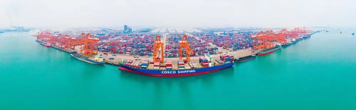 繁忙的广西钦州港（张晓冬/摄）