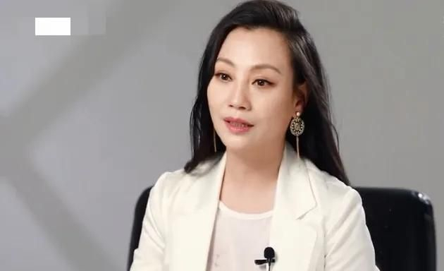 低调的“端妃”李宜娟，她才是《甄嬛传》最后的大赢家，戏外如是