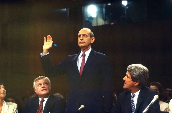 　▲资料图：美国联邦最高法院大法官斯蒂芬·布雷耶。图/IC photo