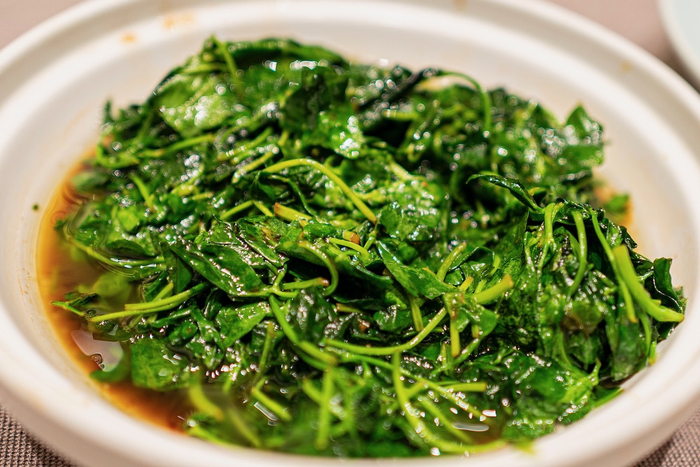 2022年2月26日，上海，酒香草头 视觉中国 图