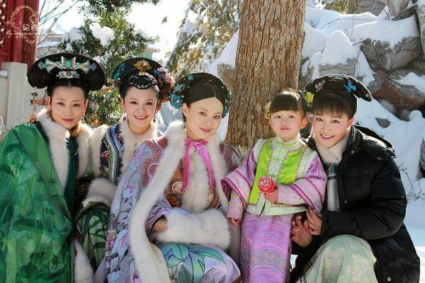 童星纪姿含14岁了!身高已1米7的她,3岁在甄嬛传演过温宜公主