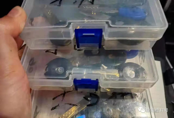 ▲郭磊（化名）先后向杜某丽转账200余万，用于购买所谓内部房产。