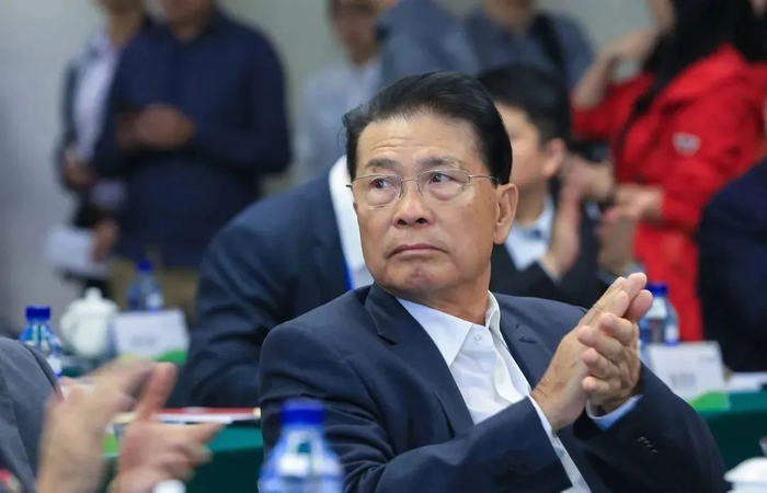 ▲何享健 图源：视觉中国