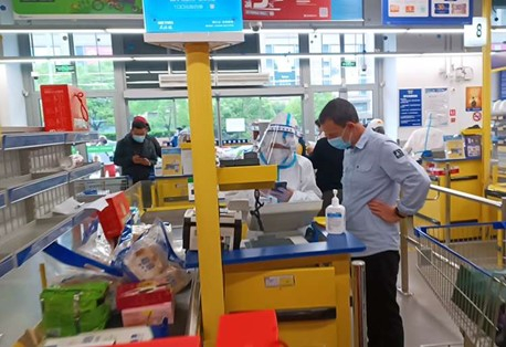 麦德龙松江商场，收银区域一客一间隔