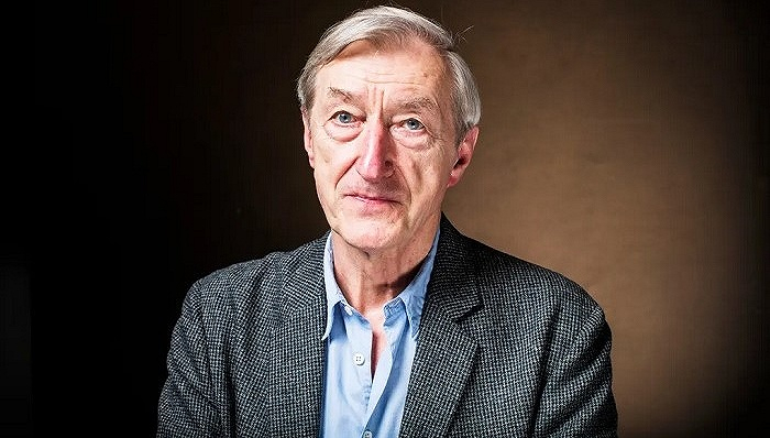 朱利安·巴恩斯：“模糊虚构与非虚构题材之间的界线。”图片来源：David Levene/The Guardian