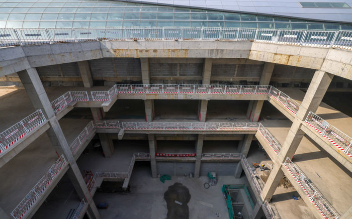 枢纽南区楼内天井设计独特，采光充足。