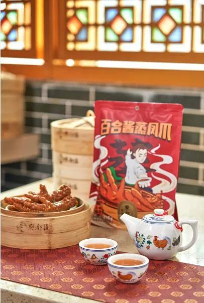 |点都德手信零售产品——百合酱蒸凤爪。企业供图|