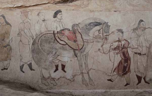 墓葬西壁第二层中亚人形象