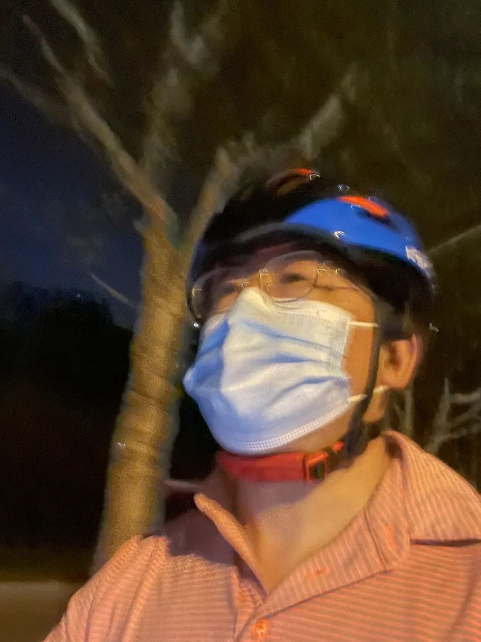 邵楠在送药途中 本文图片均为受访者提供