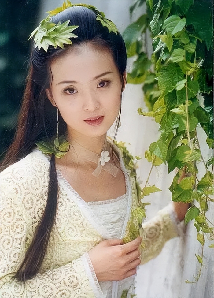 再看《武林外史》才懂白飞飞一生绝然的爱与恨,都是她甘愿的选择|沈浪|白静|地狱|朱七七|爱情_新浪新闻