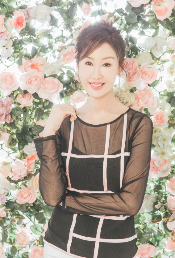 夏光莉|蓝文青|李碧莲_新浪新闻