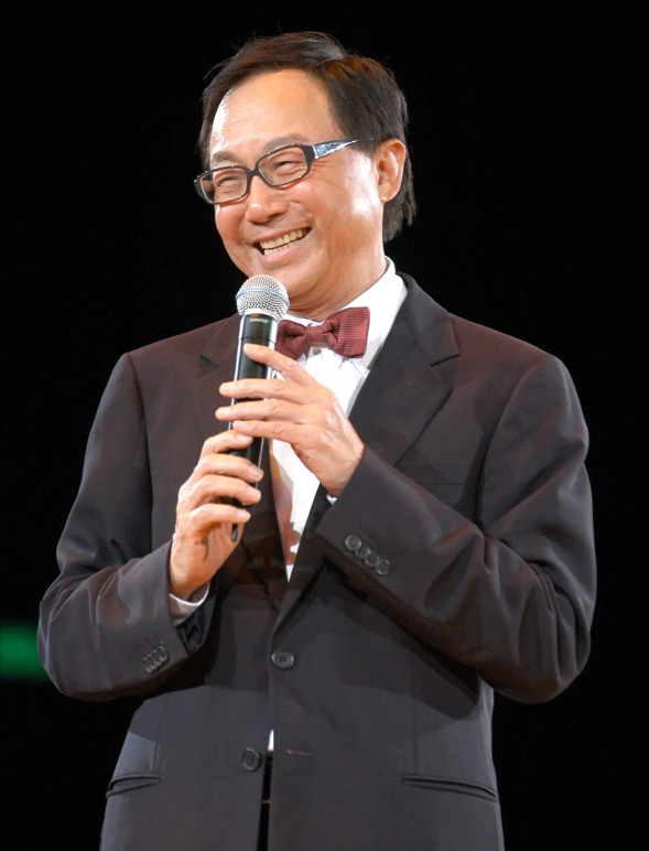 "冷面笑匠"许冠文