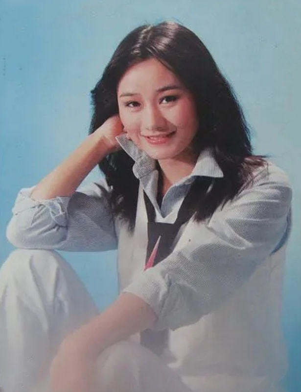 19岁爆红26岁退圈儿60岁在睡梦中离世的一代玉女沈雁