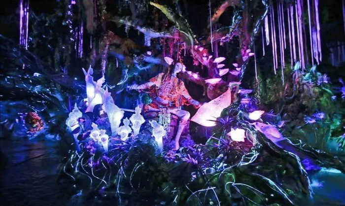 ▲2017年5月底，以电影《阿凡达》为主题、造价约5亿美元的新景区在佛罗里达州的迪士尼动物王国主题公园开放。图/新华社