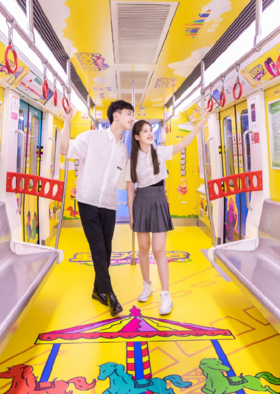 （本文图片由重庆欢乐谷提供）