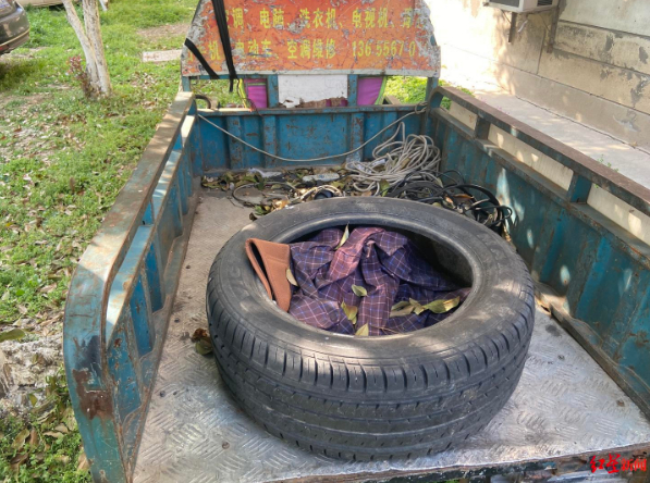 ▲陈超产生前收废旧家电所用的电动三轮车