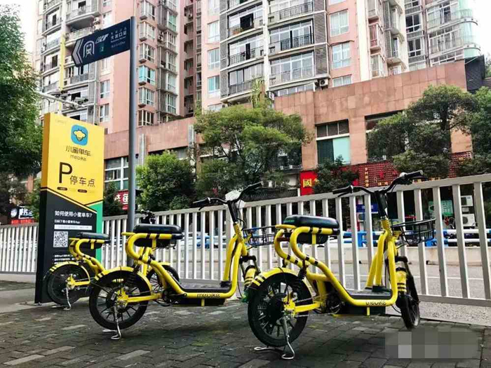 小蜜单车是最早在重庆布局的共享电动单车品牌之一    图片来源：网络