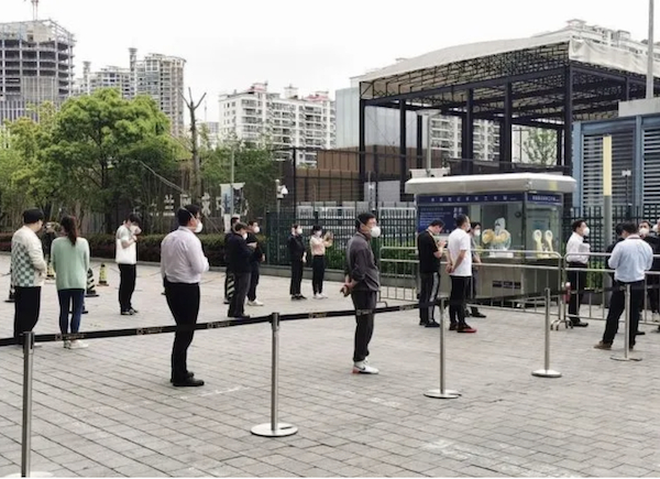 核酸检测现场。虹口区供图