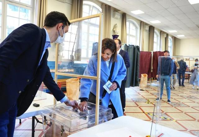 投票现场 图自社交媒体 