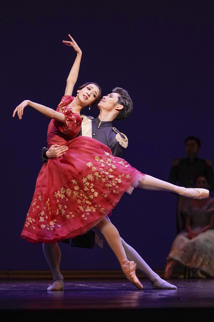 三幕经典芭蕾舞剧《奥涅金》。  国家大剧院供图