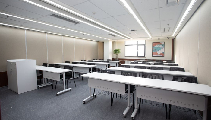 新东方上都首府酒店会议室之一，图片来自携程平台