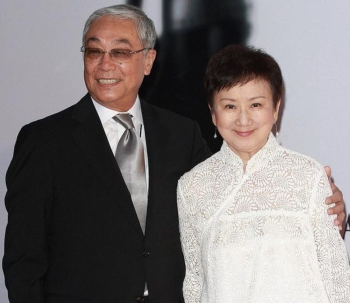 ▲曾江和妻子焦娇