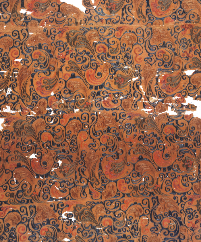 这是马王堆汉墓出土的绢地“长寿绣”。图源：湖南省博物馆