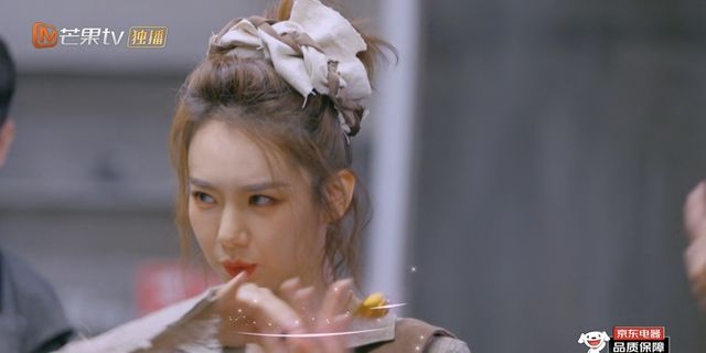 《明侦7》导演布局太精妙,双北贯穿整季,撒贝宁回归成收官悬念|刘昊然|戚薇|张若昀|明星大侦探|何炅_新浪娱乐_新浪新闻