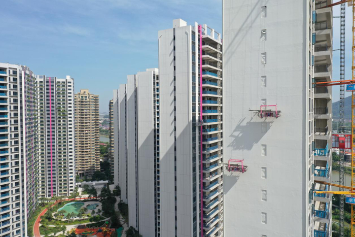 卷扬式外墙乳胶漆喷涂机器人