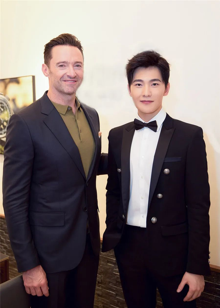 中外明星同框合影耀眼的东方美在国际咖面前也不输