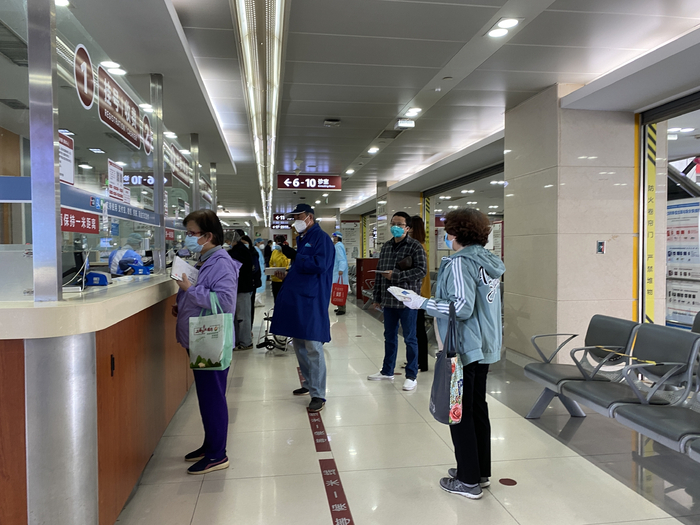 挂号付费窗口  本文图均为 华山医院 供图