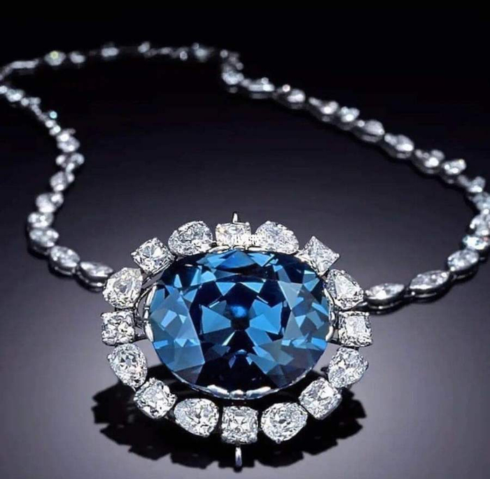 希望蓝钻（Hope Diamond）