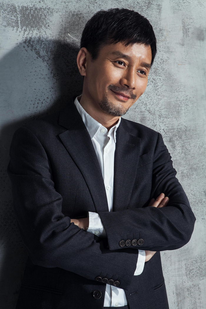 田小洁对当下的生活很知足，生活也一直在反哺着他的表演。  受访者供图