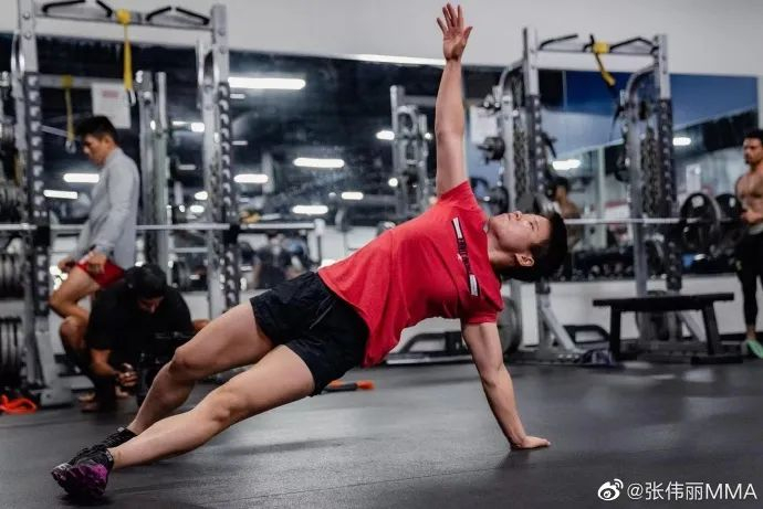 张伟丽在此前的训练中。