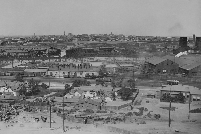 顿涅茨克冶金厂历史博物馆的照片，拍摄于19世纪末20世纪初。