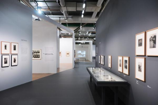 “德国/20世纪20年代/新客观主义/奥古斯特·桑德”展览现场 © Benoit Gaboriaud