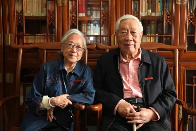 赵德馨、周秀鸾夫妇。受访者供图