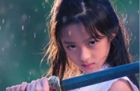 娱乐圈4大美女童星，全网在等她们长大，这届预备役到底有多强？