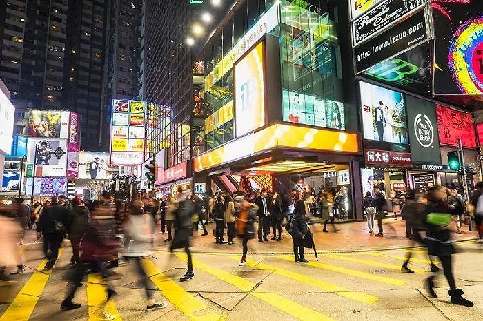 部分资料及图片参考来源：奥莱荟/工业设计/奥莱领秀媒体网站/ 吴怼怼 /商业V见地