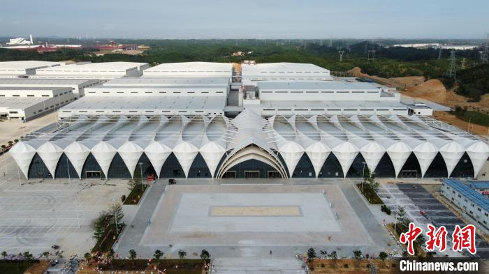 东盟进出口食品展示交易中心。　黄华敏 摄