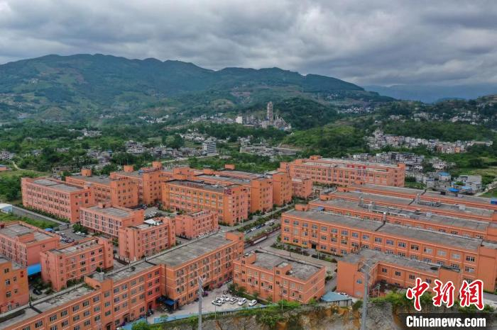 航拍正安·国际吉他产业园。　瞿宏伦 摄