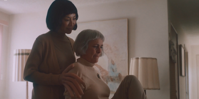 热狗宇宙里，“伊芙琳”是个拉拉